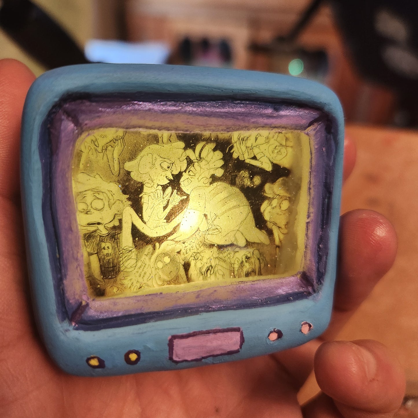 SU "Tinee TeeVee" Lars & Ronaldo TV sculpture