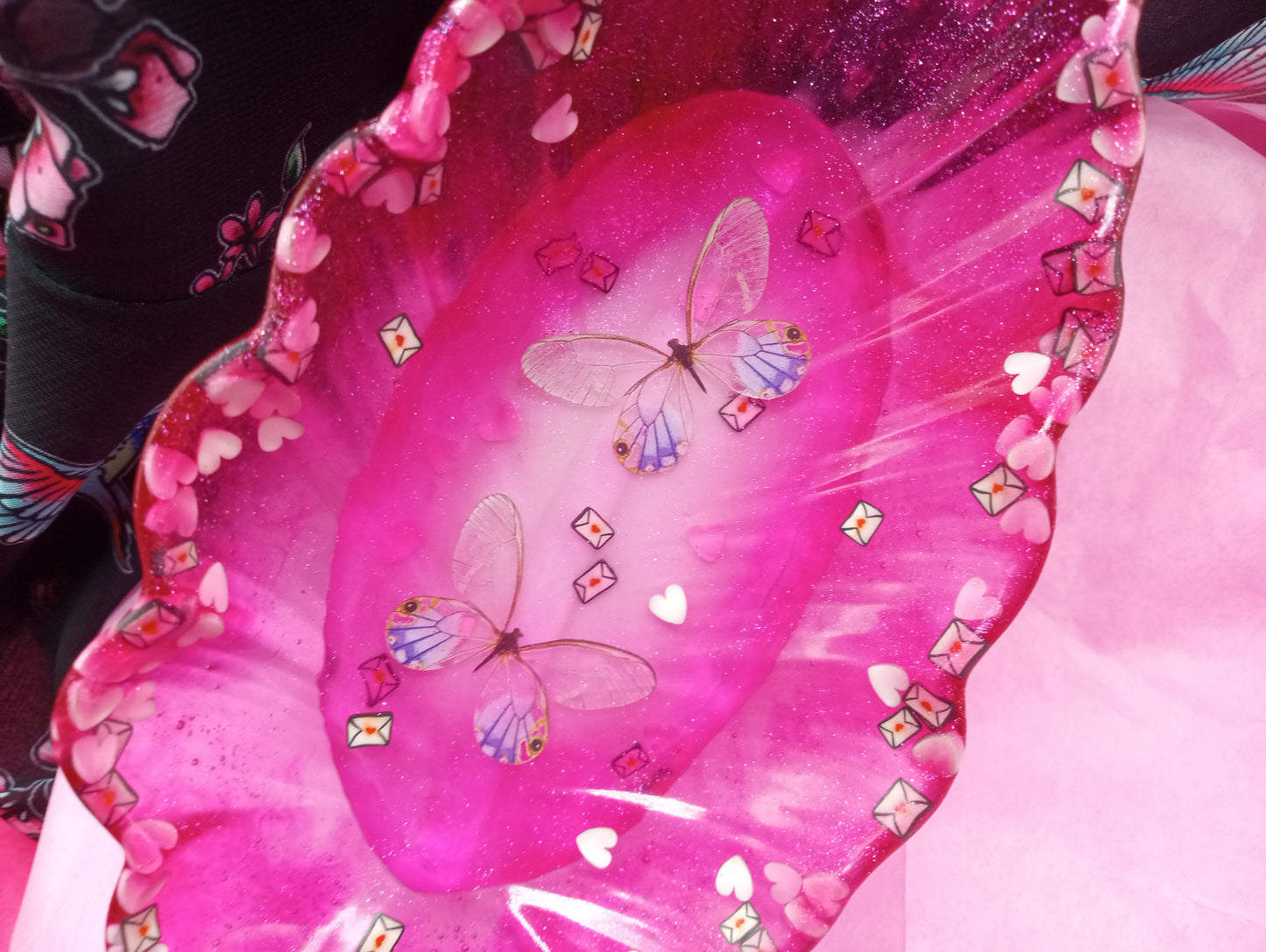 Valentine's Day "Love Bugs" Faux Butterflies - Dark Pink - Resin Leaf Tray