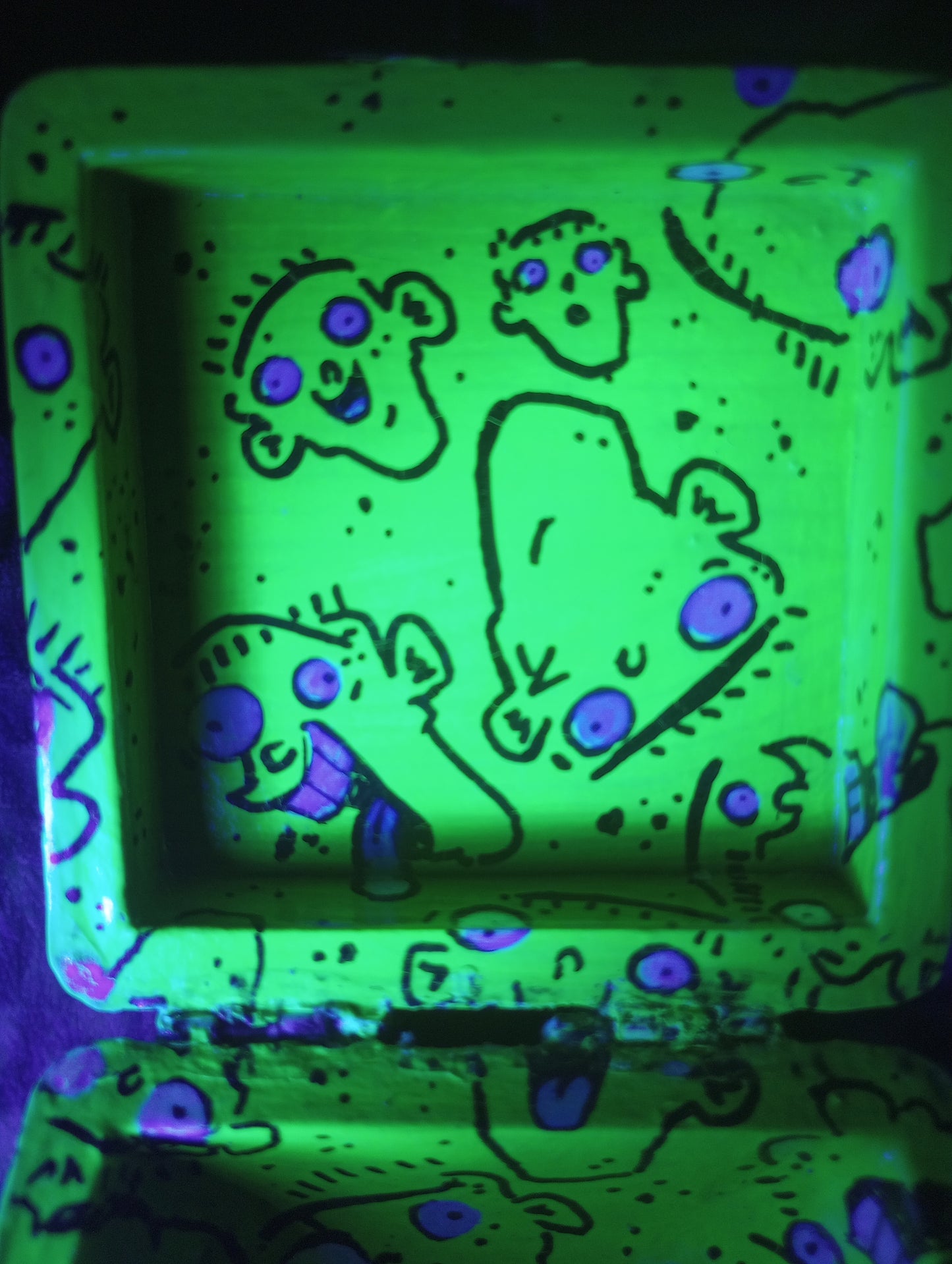 EEnE "Neon Green Ed" Keepsake Box