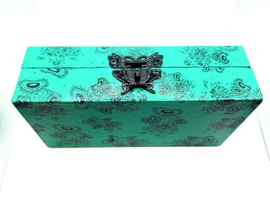 Teal "Venus Crytrap" Keepsake Box w/Lock/Key/'Certificate of Authenticity' (Copy)