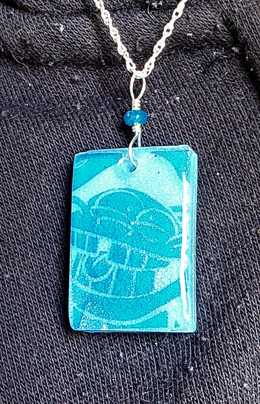 EEnE Ghostly Blue "Inverted Dees" Bright Sterling Necklace