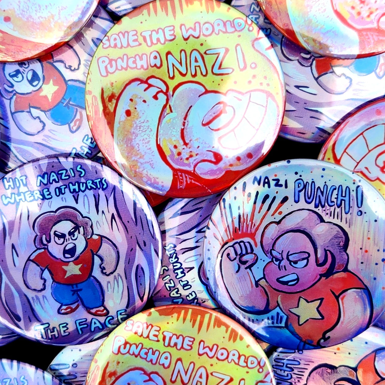 BUTTONS & MIRRORS: Steven Universe 2.25" HOLO Buttons!