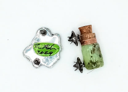 Signed "Frog Finder" Contoured Resin Pin & Potion Set